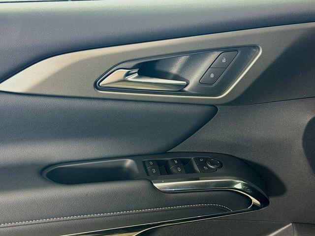 new 2026 Chevrolet Traverse car, priced at $44,926