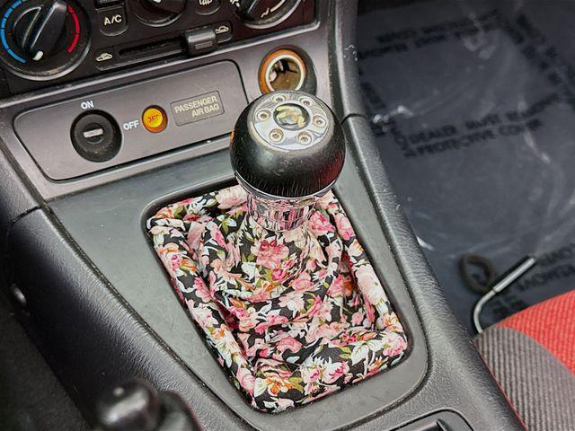 used 2001 Mazda MX-5 Miata car, priced at $7,490