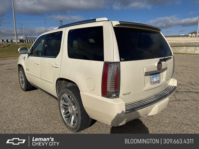 used 2014 Cadillac Escalade car, priced at $18,495