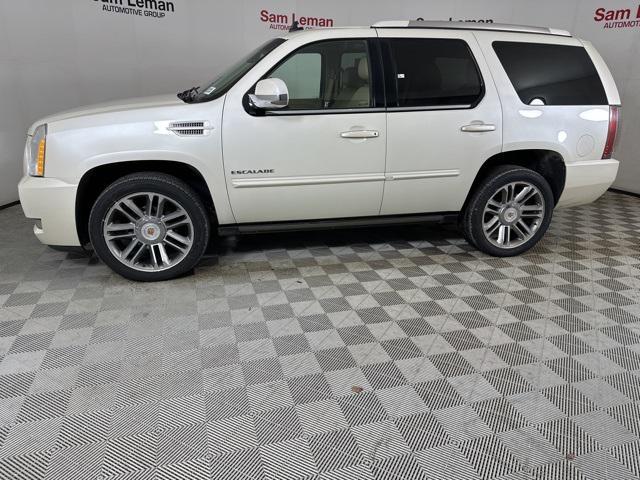 used 2014 Cadillac Escalade car, priced at $16,990