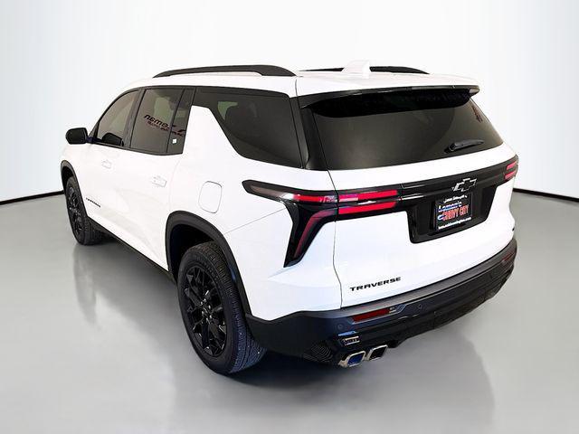 used 2024 Chevrolet Traverse car, priced at $35,995