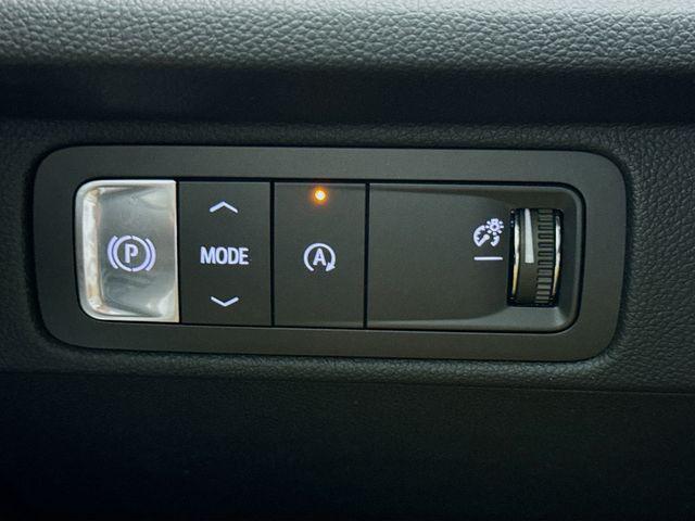 used 2024 Chevrolet Traverse car, priced at $35,995