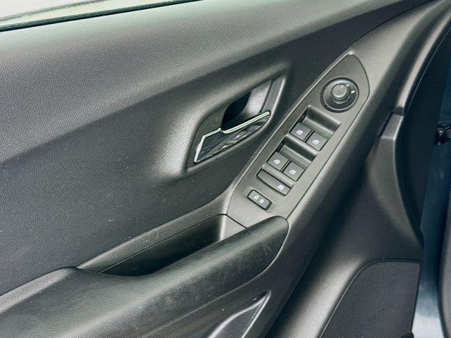 used 2022 Chevrolet Trax car, priced at $18,495