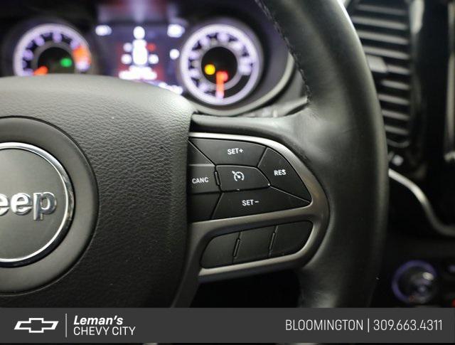 used 2019 Jeep Cherokee car, priced at $10,995