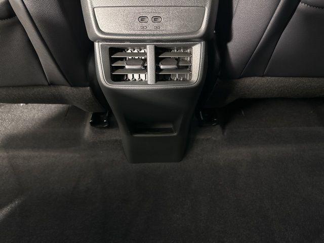 used 2025 Chevrolet Equinox car, priced at $27,995