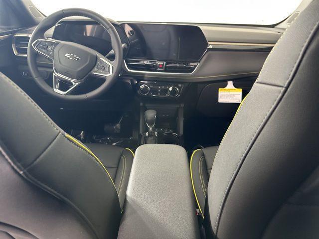 new 2025 Chevrolet TrailBlazer car, priced at $28,935