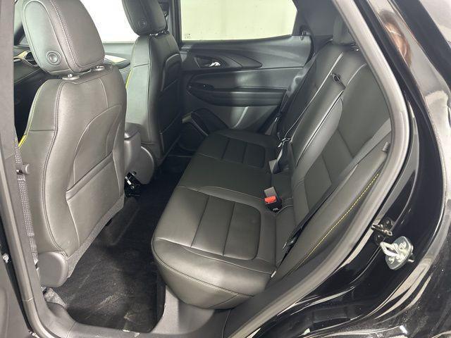 new 2025 Chevrolet TrailBlazer car, priced at $27,335
