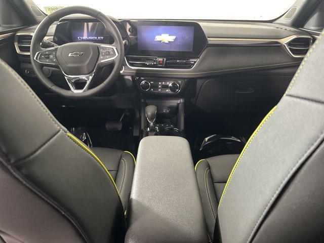 new 2025 Chevrolet TrailBlazer car, priced at $27,335
