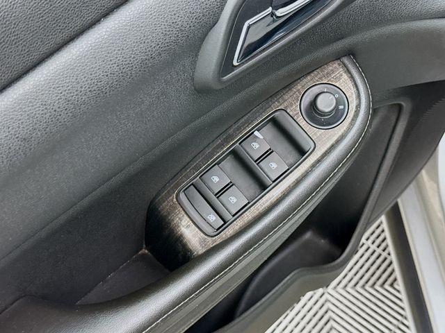 used 2015 Chevrolet Malibu car, priced at $13,995