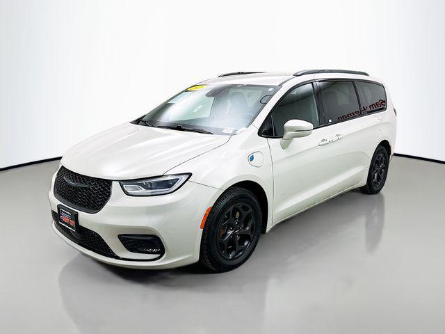 used 2021 Chrysler Pacifica Hybrid car, priced at $22,490