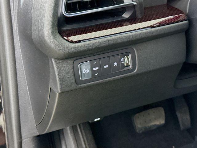 new 2025 Chevrolet Traverse car, priced at $48,790