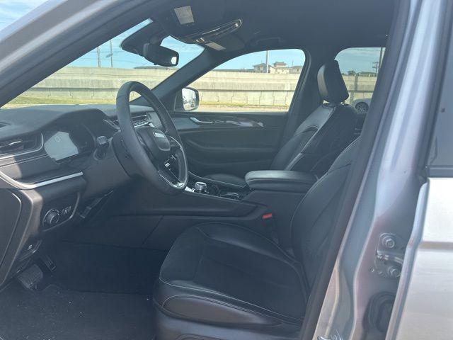 used 2023 Jeep Grand Cherokee car, priced at $29,995