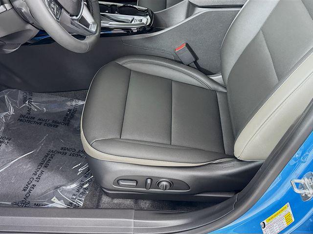 used 2025 Chevrolet Trax car, priced at $24,995