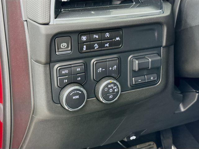 new 2025 Chevrolet Suburban car, priced at $74,935