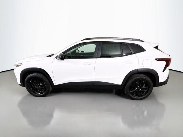 new 2025 Chevrolet Trax car, priced at $25,105