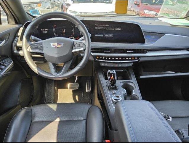 used 2024 Cadillac XT4 car, priced at $43,000