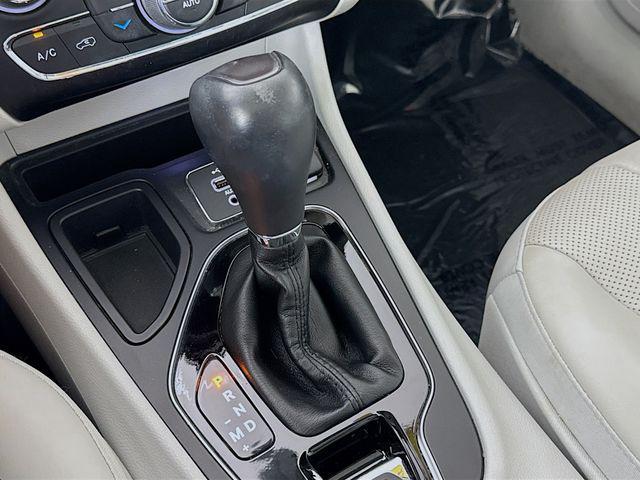 used 2019 Jeep Cherokee car, priced at $18,495