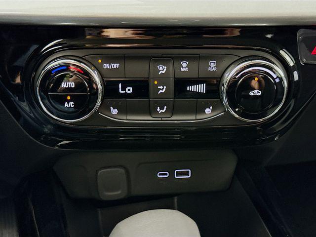 new 2025 Chevrolet Trax car, priced at $22,840