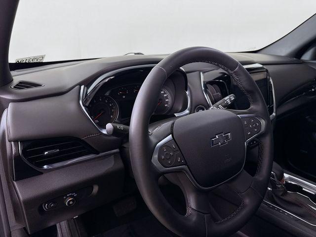 used 2023 Chevrolet Traverse car, priced at $41,990