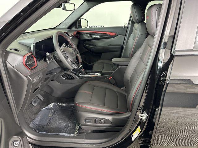 new 2025 Chevrolet TrailBlazer car, priced at $27,335
