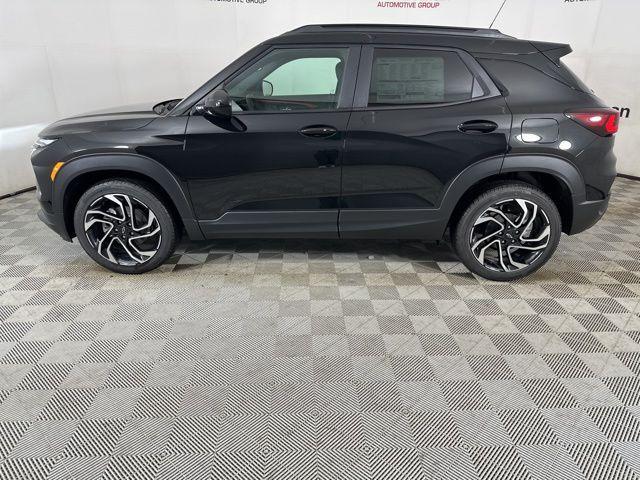 new 2025 Chevrolet TrailBlazer car, priced at $27,335