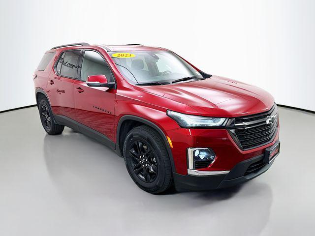 used 2023 Chevrolet Traverse car, priced at $30,490