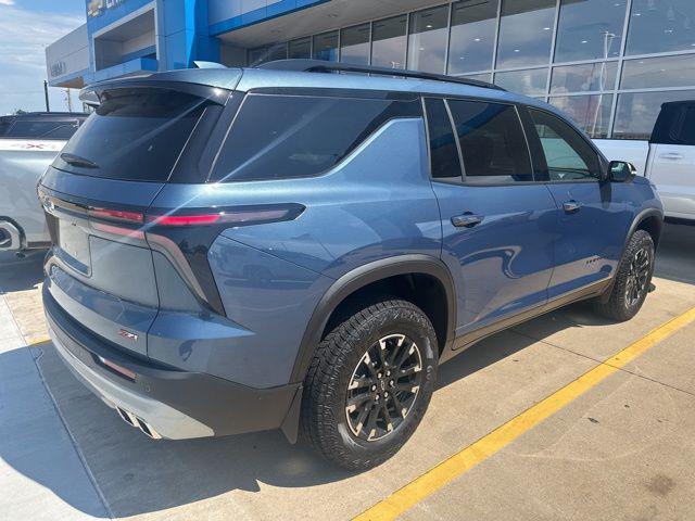 new 2025 Chevrolet Traverse car, priced at $50,455