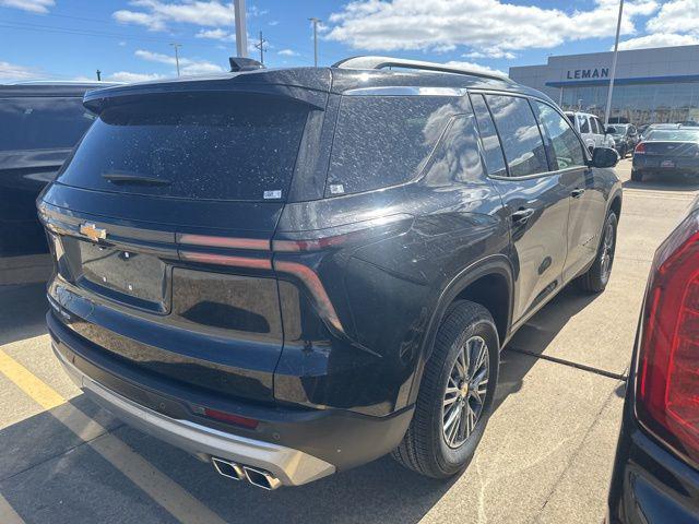 new 2025 Chevrolet Traverse car