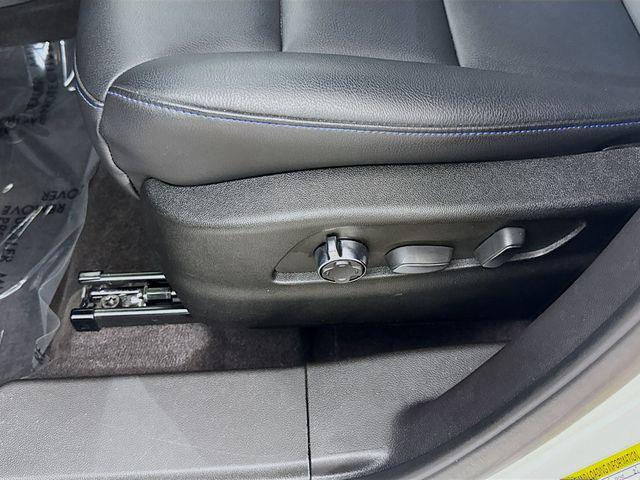 used 2024 Cadillac XT4 car, priced at $36,490