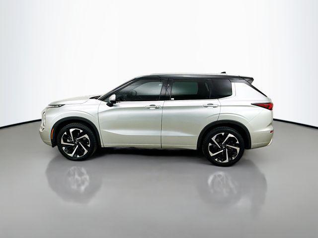 used 2023 Mitsubishi Outlander car, priced at $25,490