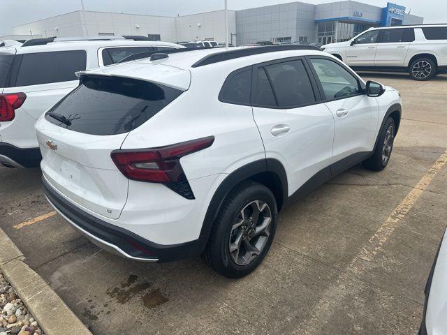 new 2025 Chevrolet Trax car, priced at $25,585