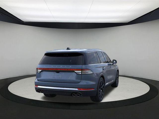 new 2025 Lincoln Aviator car, priced at $83,250