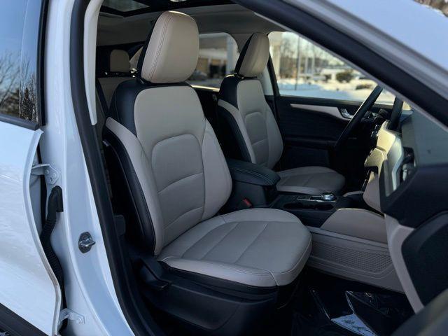 used 2022 Ford Escape car, priced at $22,395