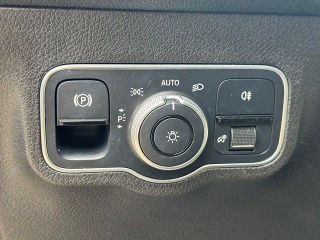 used 2021 Mercedes-Benz GLB 250 car, priced at $25,995