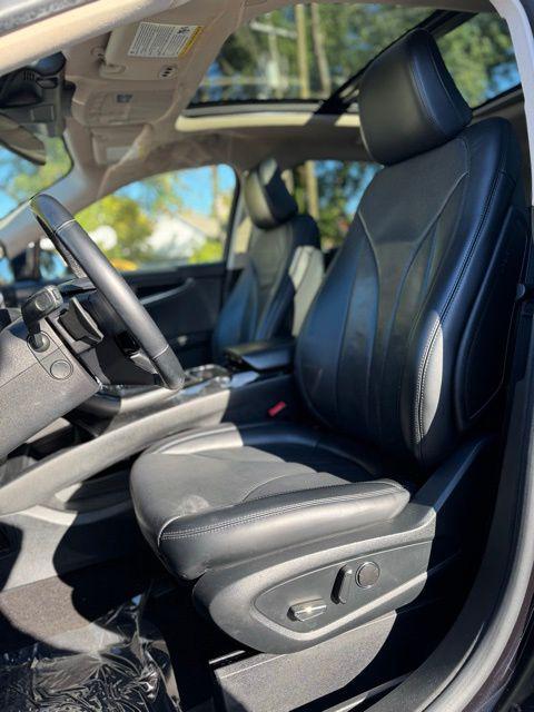 used 2021 Lincoln Nautilus car, priced at $29,448