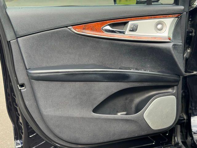 used 2020 Lincoln Nautilus car, priced at $20,553