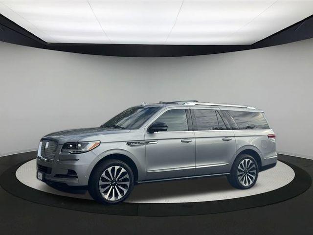 used 2022 Lincoln Navigator car, priced at $60,900