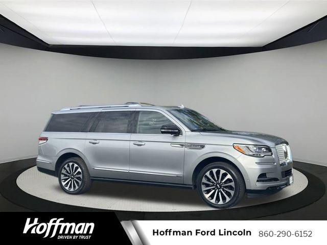used 2022 Lincoln Navigator car, priced at $61,900
