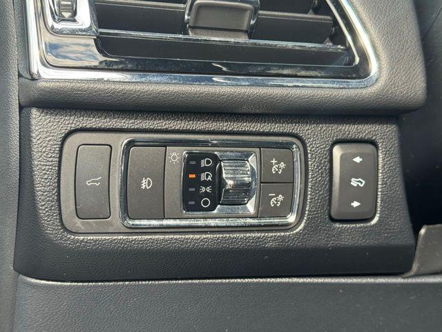 used 2022 Lincoln Navigator car, priced at $60,900