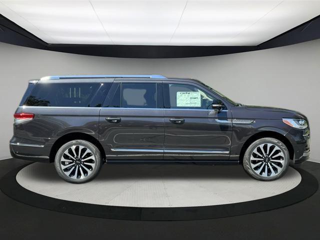 new 2024 Lincoln Navigator car, priced at $96,480