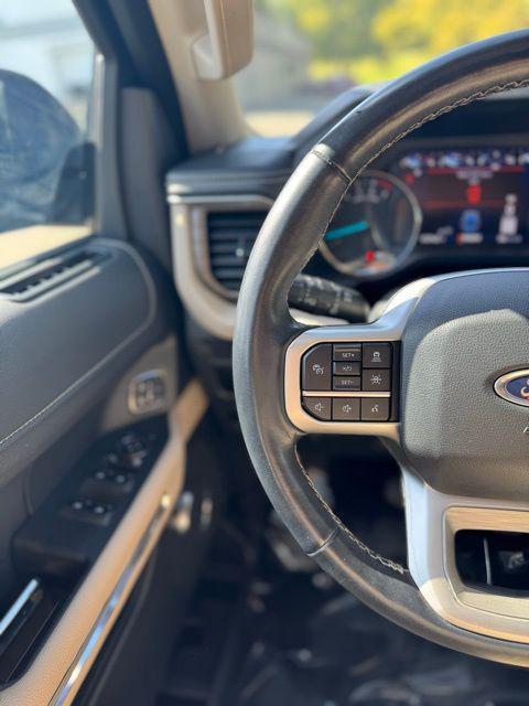 used 2024 Ford Expedition car, priced at $51,898