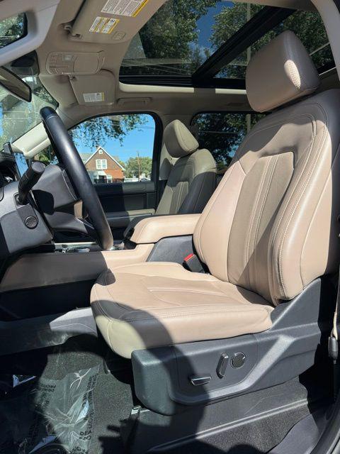 used 2024 Ford Expedition car, priced at $51,898