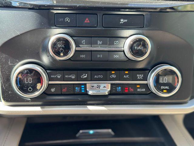 used 2024 Ford Expedition car, priced at $51,898