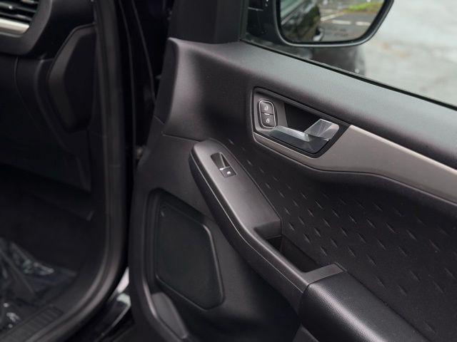 used 2020 Ford Escape car, priced at $22,900