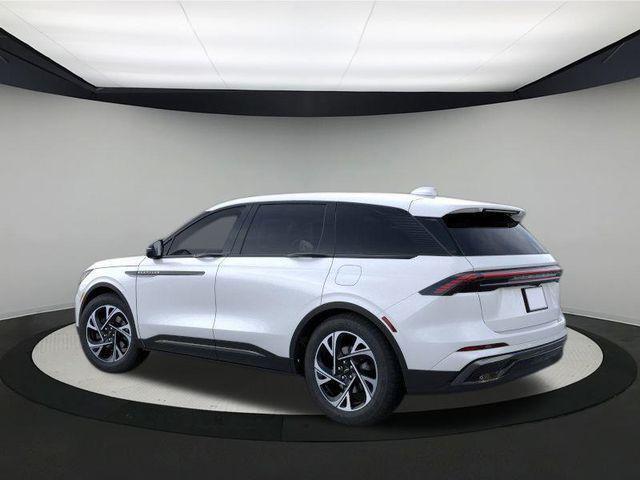 new 2025 Lincoln Nautilus car, priced at $61,920