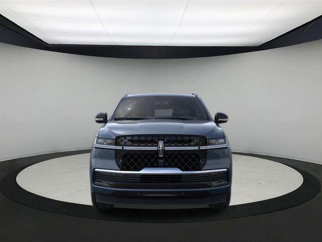 new 2025 Lincoln Navigator car, priced at $107,825