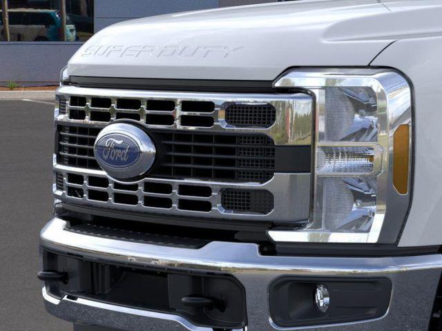 new 2025 Ford F-350 car, priced at $58,384