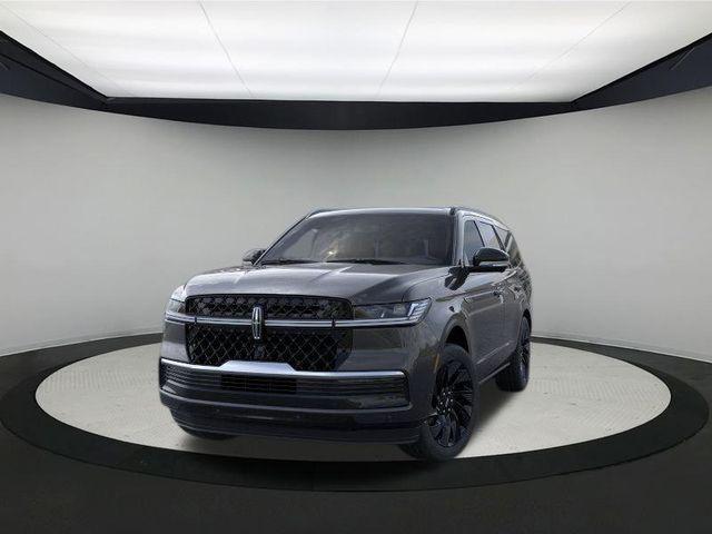 new 2025 Lincoln Navigator car, priced at $106,685