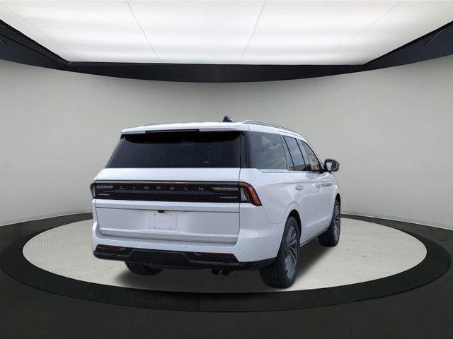 new 2025 Lincoln Navigator car, priced at $103,625