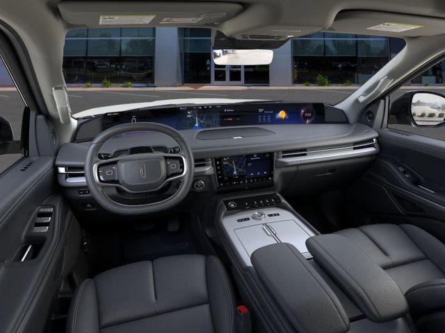 new 2025 Lincoln Navigator car, priced at $103,625